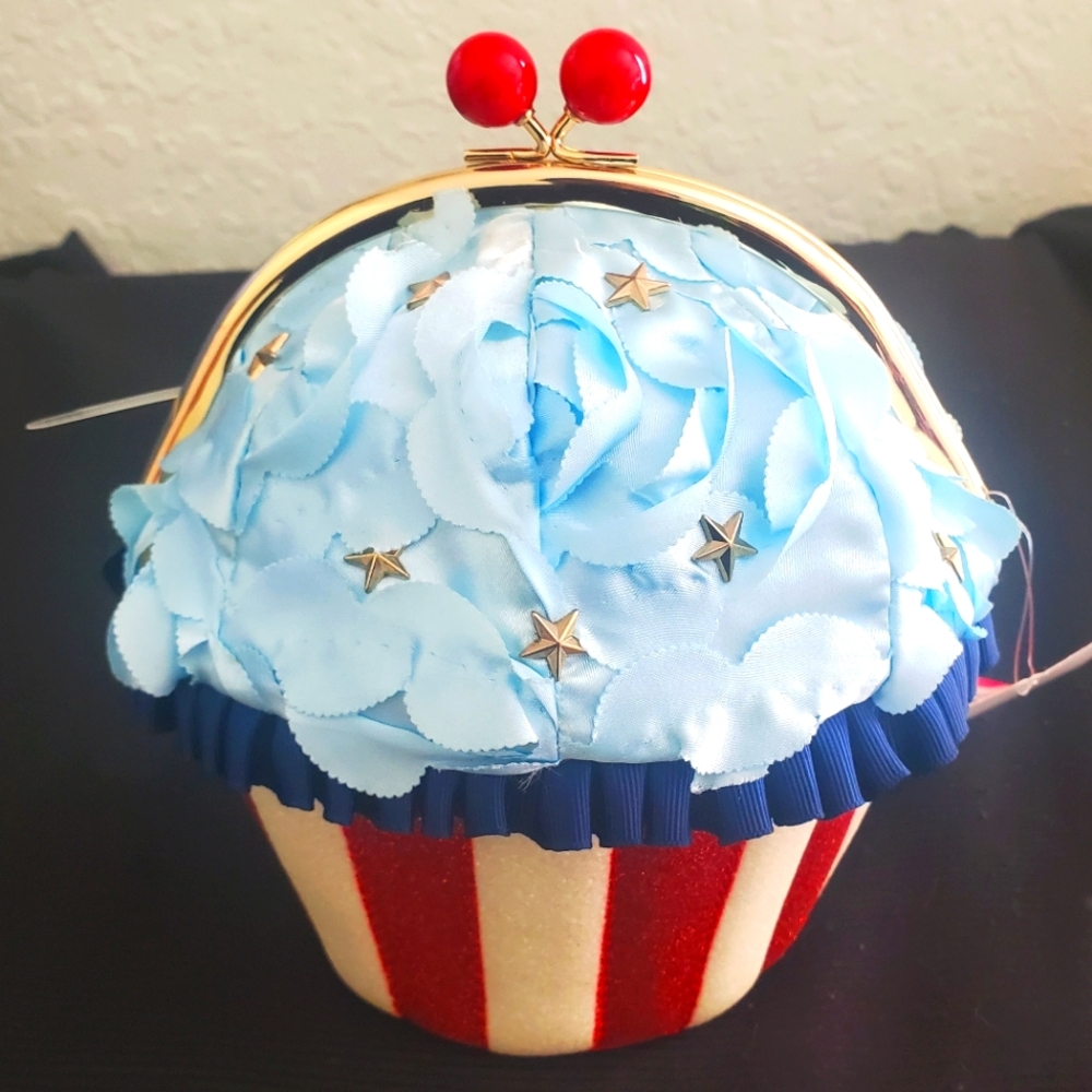 Betsey Johnson "Baked in the USA" cupcake crossbody